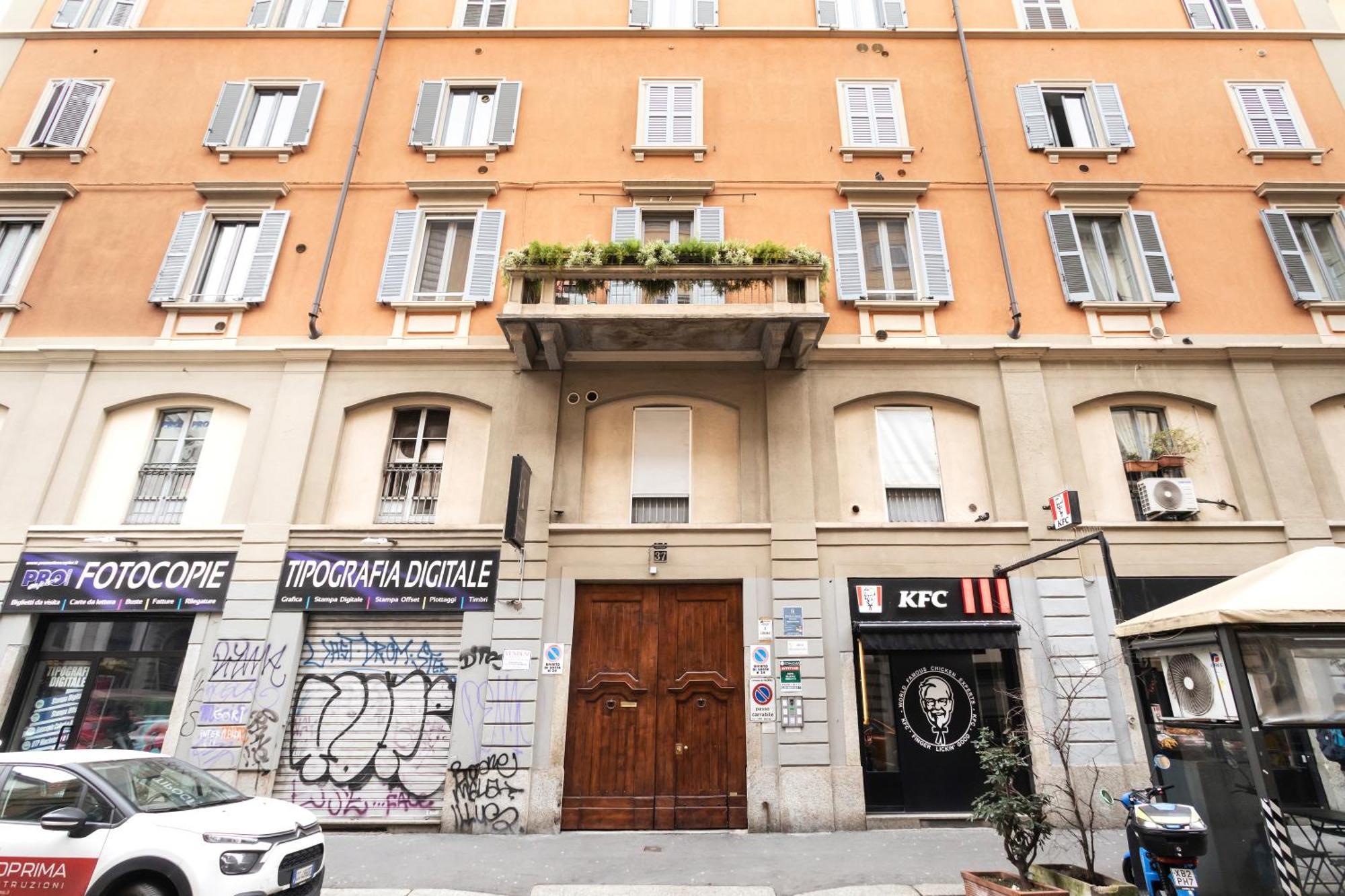 Cosy And Bright Flat In The Heart Of Porta Venezia *