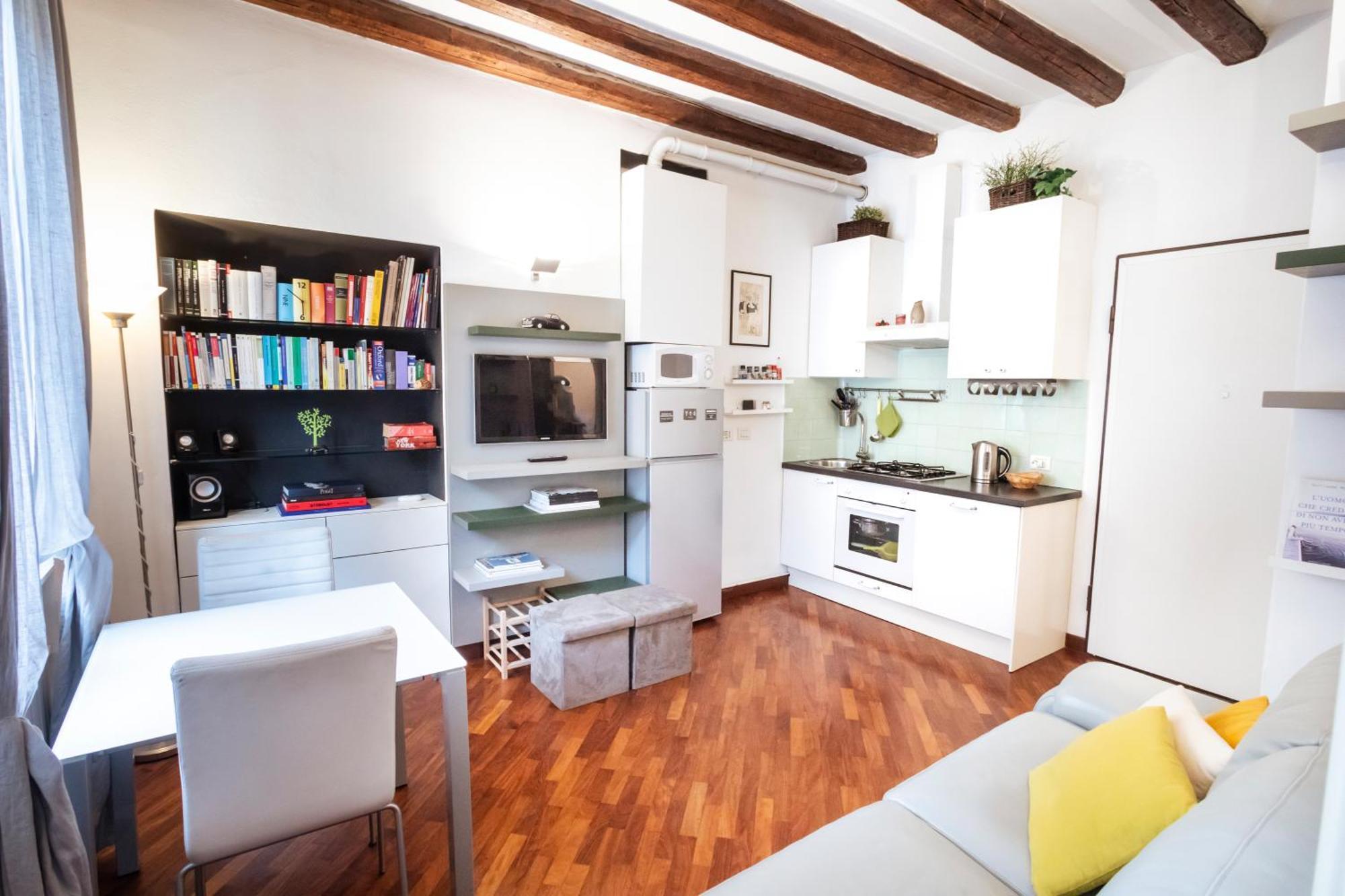 Cosy And Bright Flat In The Heart Of Porta Venezia *