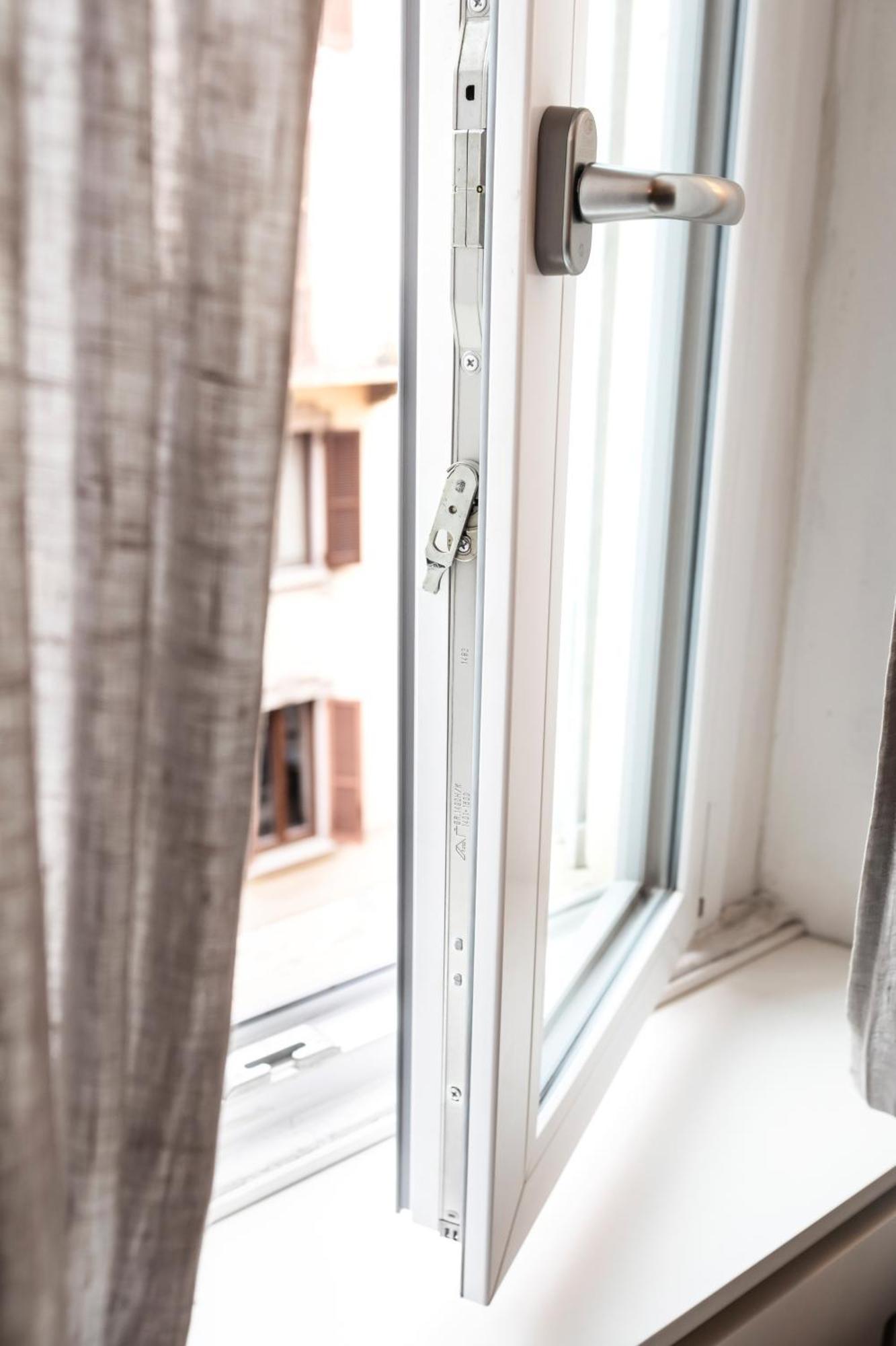Cosy And Bright Flat In The Heart Of Porta Venezia Apartment *